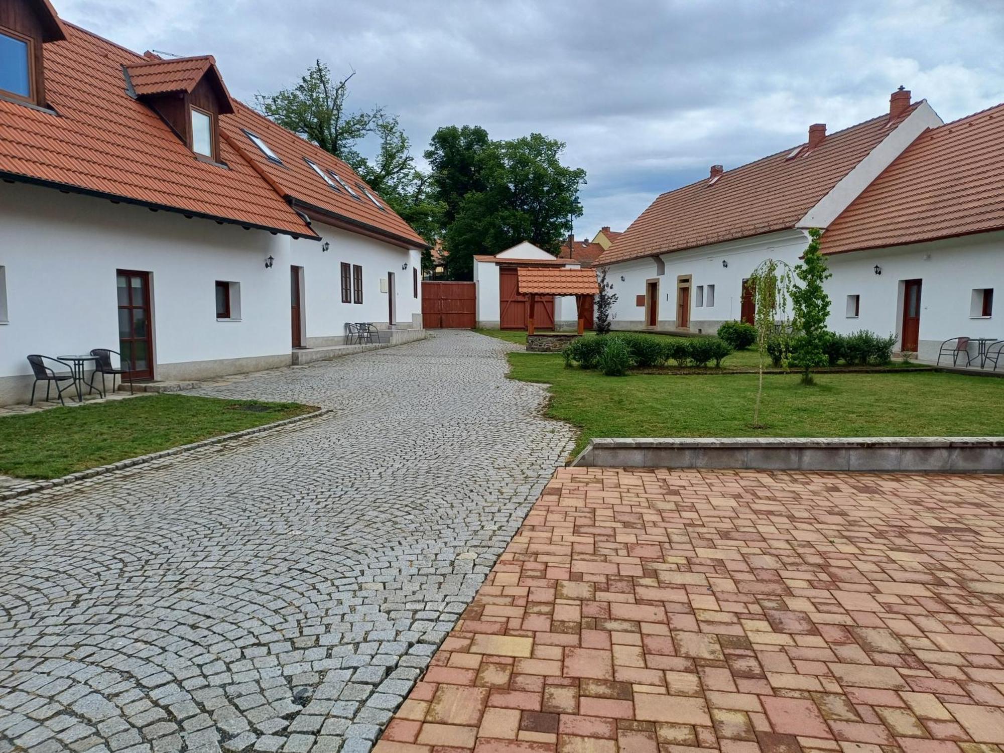 Martinuv Dvur Leilighet Plzeň Eksteriør bilde
